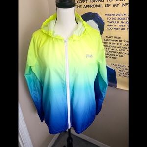 Fila wind breaker